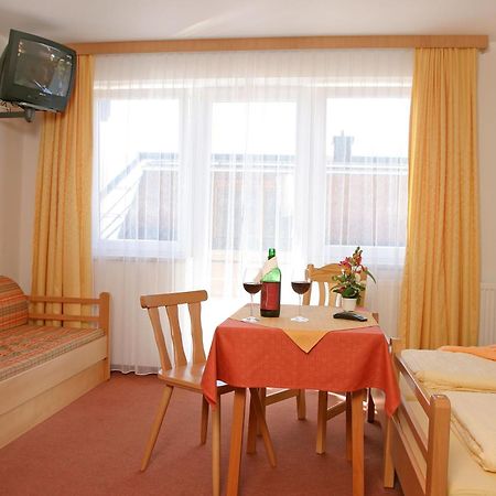Jugend- Und Familienhotel Venedigerhof Neukirchen am Großvenediger エクステリア 写真