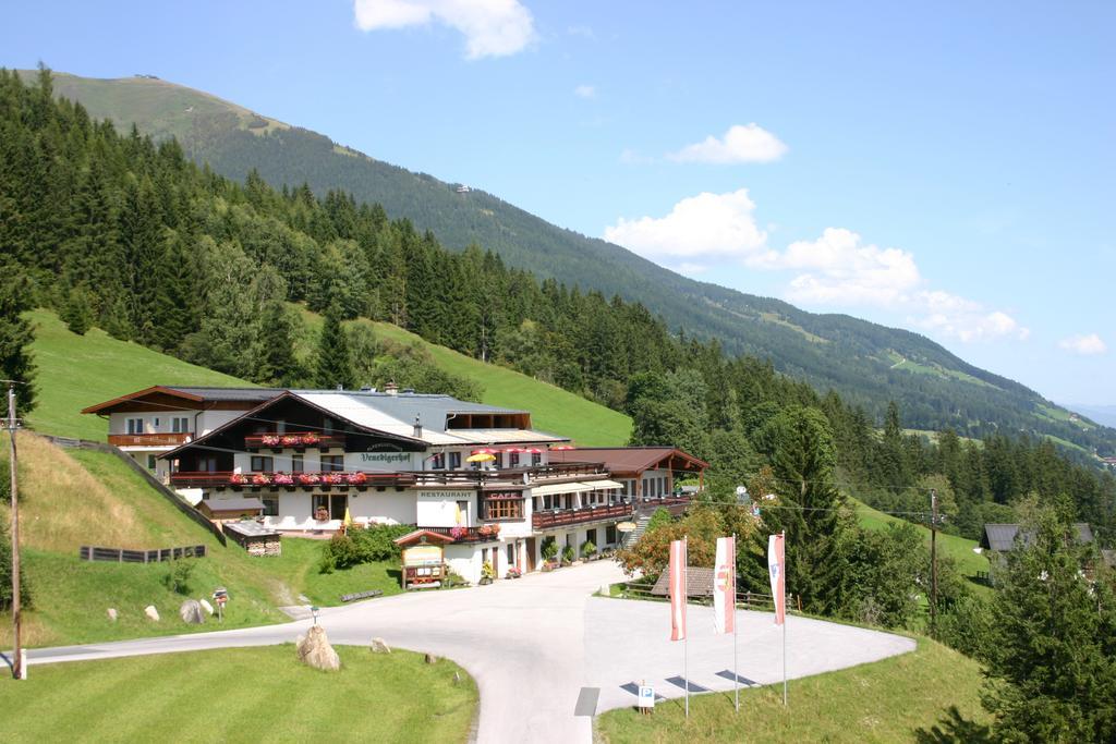 Jugend- Und Familienhotel Venedigerhof Neukirchen am Großvenediger エクステリア 写真