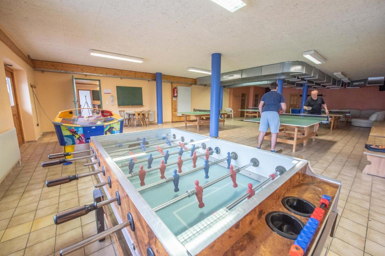Jugend- Und Familienhotel Venedigerhof Neukirchen am Großvenediger エクステリア 写真