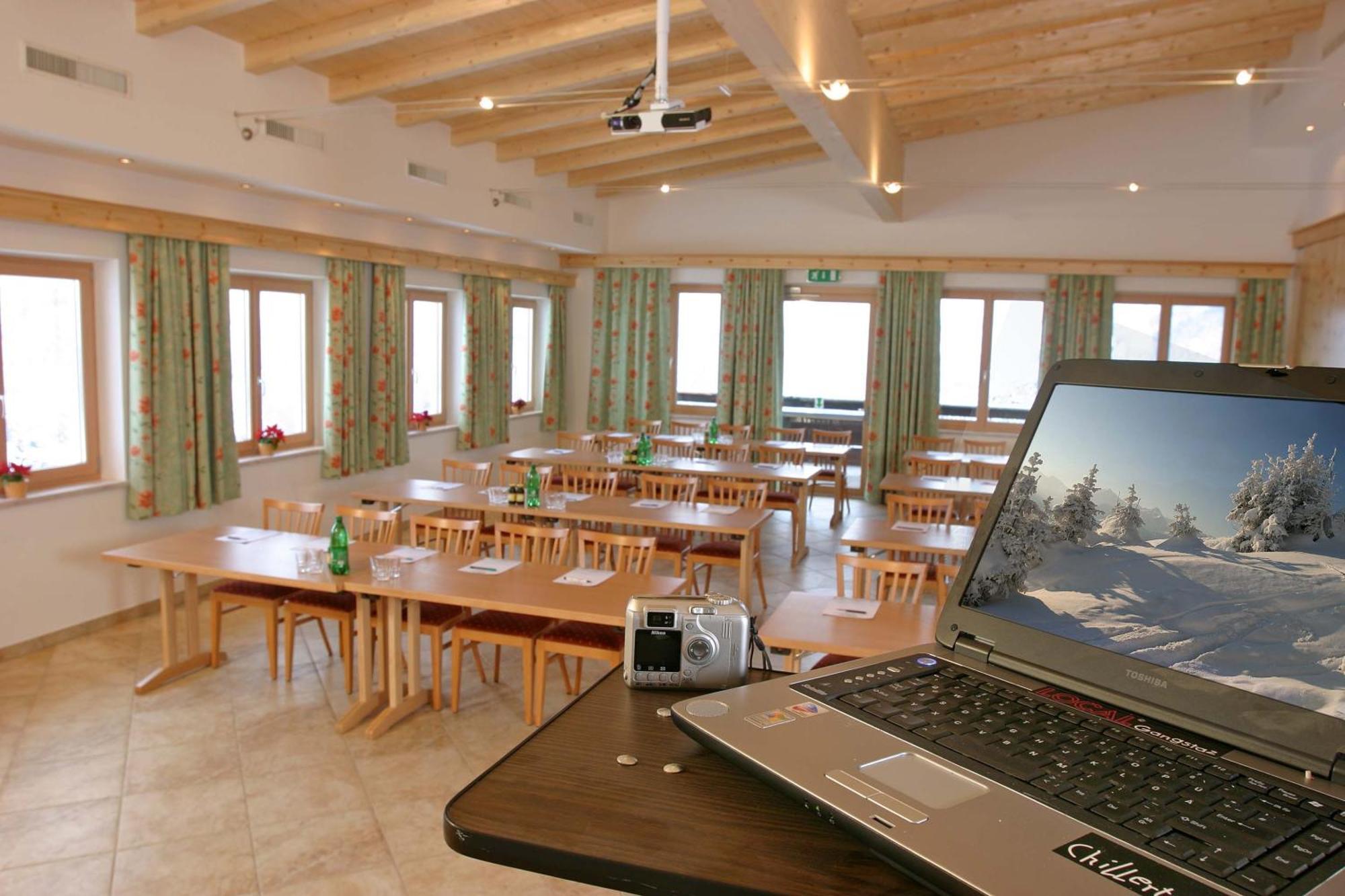 Jugend- Und Familienhotel Venedigerhof Neukirchen am Großvenediger エクステリア 写真